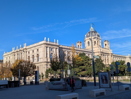 PXL 20251029 120405134